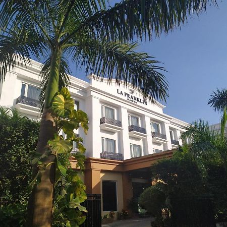 La Franklin Hotel Bhubaneswar Exterior foto